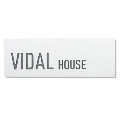 Personalized door sign with names for engraving in clean white concrete - Snow series 