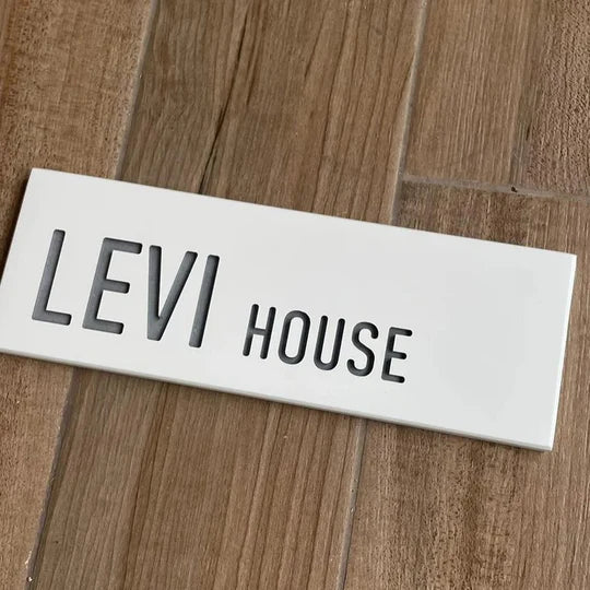 Personalized door sign with names for engraving in clean white concrete - Snow series 