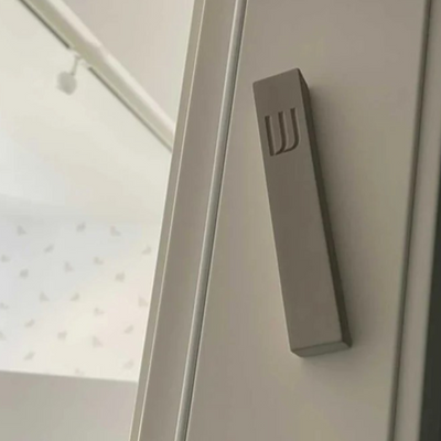 Modern Front Door Sign in Concrete – TailorMade Series 