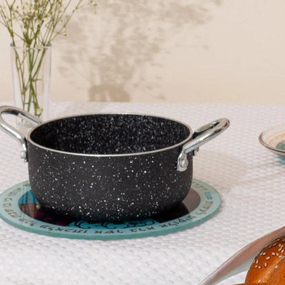Pot base with a modern and clean design | Handmade from tempered glass | Aqua Spirit series (Copy) 