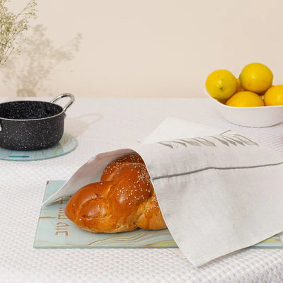 Unbreakable glass Shabbat challah tray in a golden marble design - Marble Gold Series 