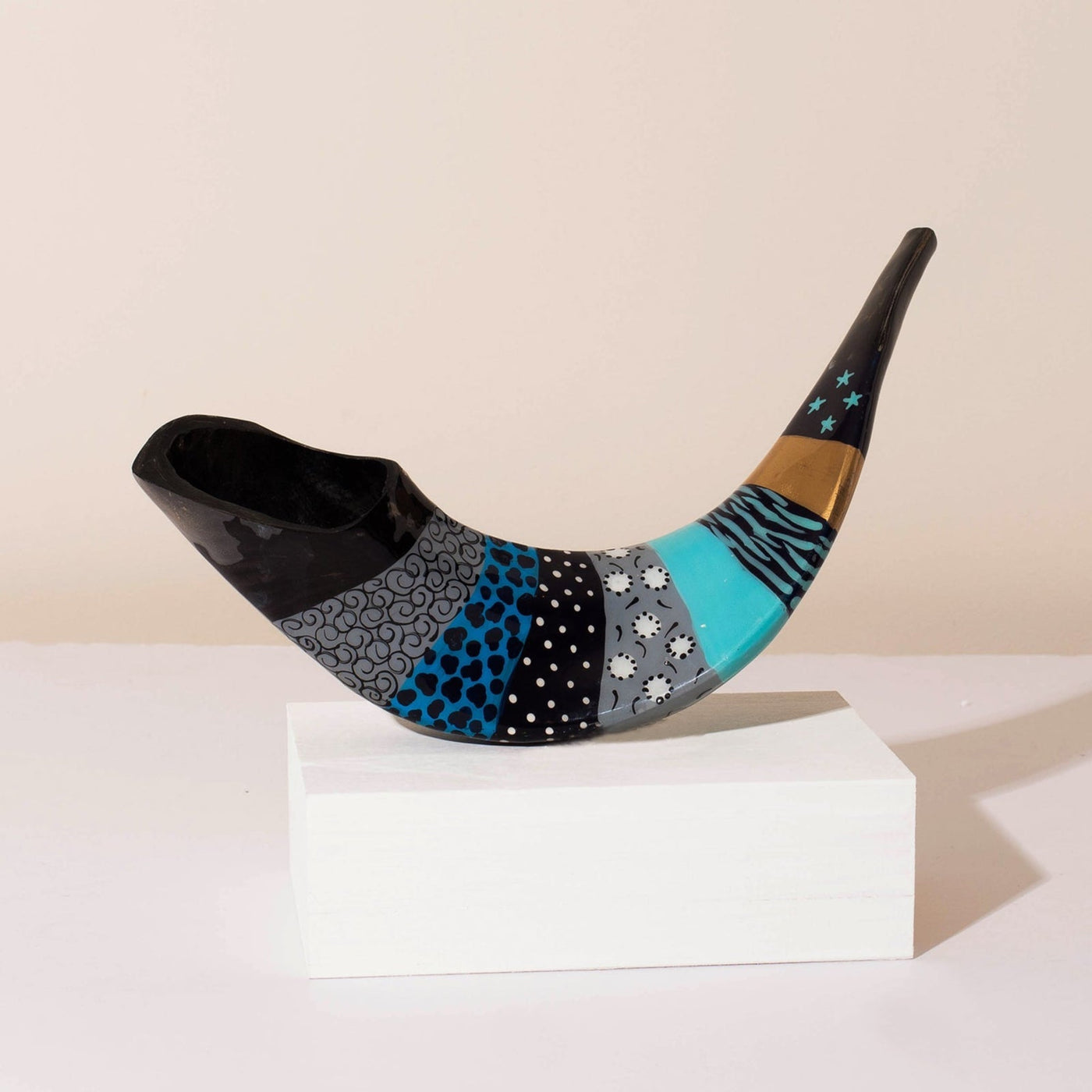 Hand-Painted Judaica Shofar – Echo Series