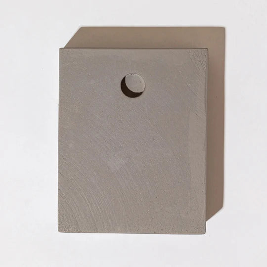 A luxurious concrete woman's blessing with a clean design – Crown model 