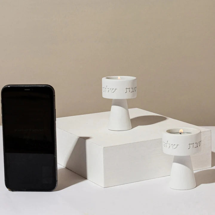 Set of modern white concrete Shabbat candleHolder – Solura Series (Copy) 