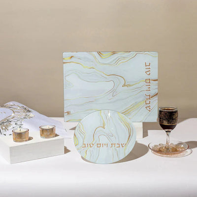 Luxurious Shabbat table set in gold and white tones - Golden Harmony model 