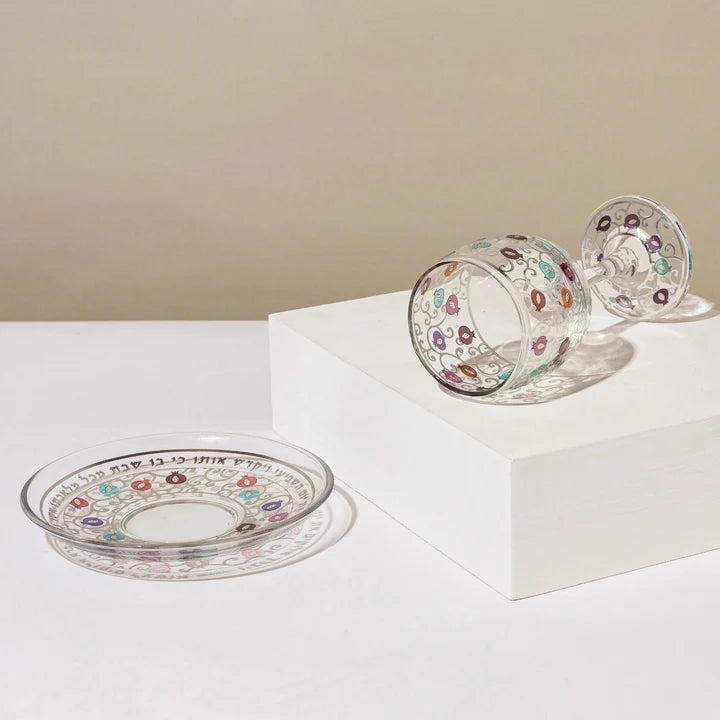 Glass Kiddush cup with a luxurious pomegranate design and silver engraving - Glass & Pomegranate model 