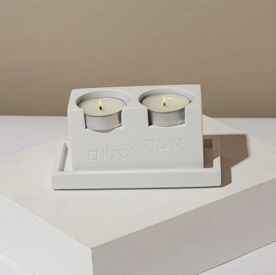 Set of candlesticks for Shabbat with an elegant concrete tray - Solid Elegance Series (Copy)  White
