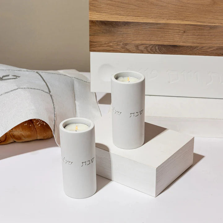 A pair of clean concrete candleHolder for sitting in classic shades - Concrete Flow Series (Copy) 