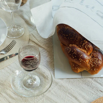 Luxurious glass Kiddush cup with Jerusalem as a backdrop - Glass & Gold model (Copy) 