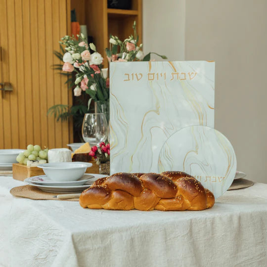 Luxurious Shabbat table set in gold and white tones - Golden Harmony model 