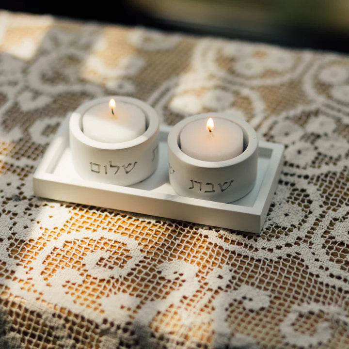 A pair of clean concrete candleholder for sitting in classic shades - Concrete Flow Series (Copy) 