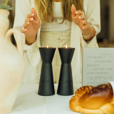 Elegant and luxurious Candleholders for Shabbat with engraving – Aura Series (Copy) 