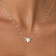 Necklaces & Pendants