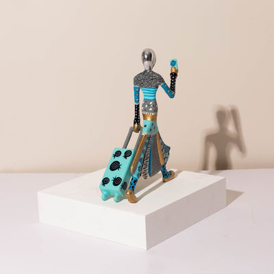 Stylish Traveler Sculpture – Flight Mood Figurine – Flight Mood Series 